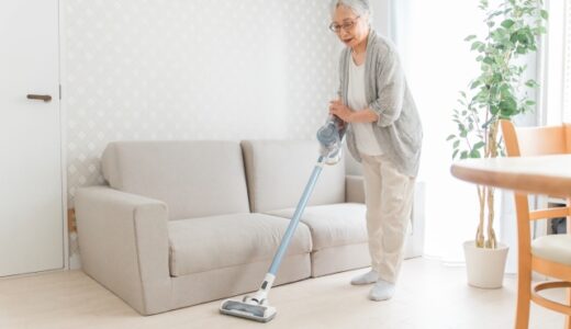 【2024年4月】高齢者におすすめの掃除機10選